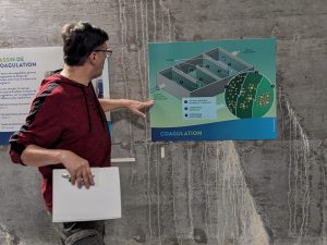 Our project manager and science popularizer, Benoit Chevrier, explaining how the coagulation basin works -2023-02-06